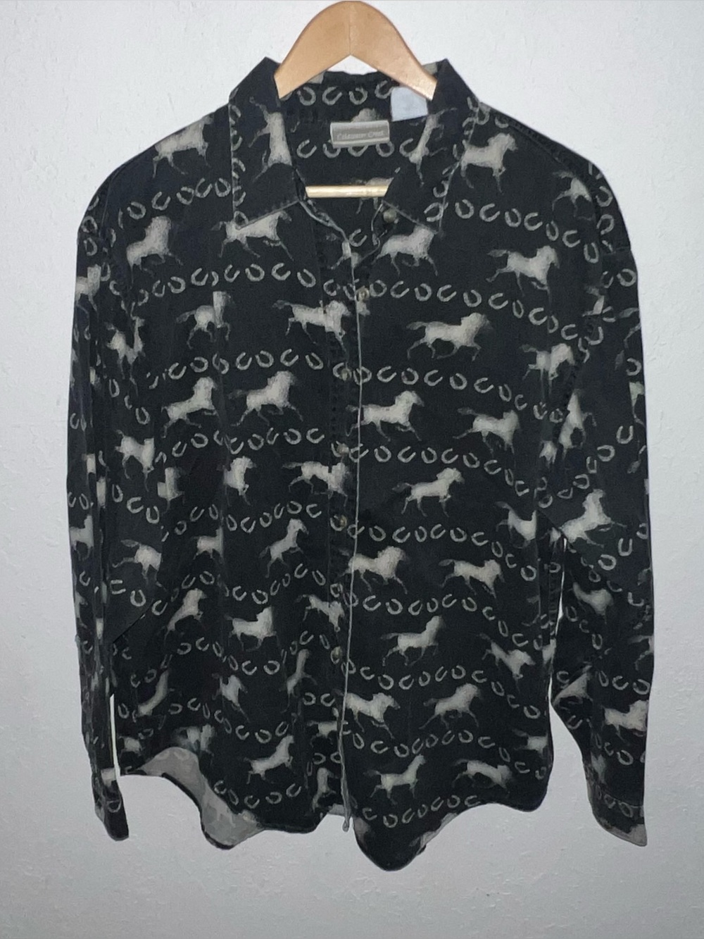 Coldwater Creek Vintage Western Horse
Cotton Button Down Shirt XL
Black